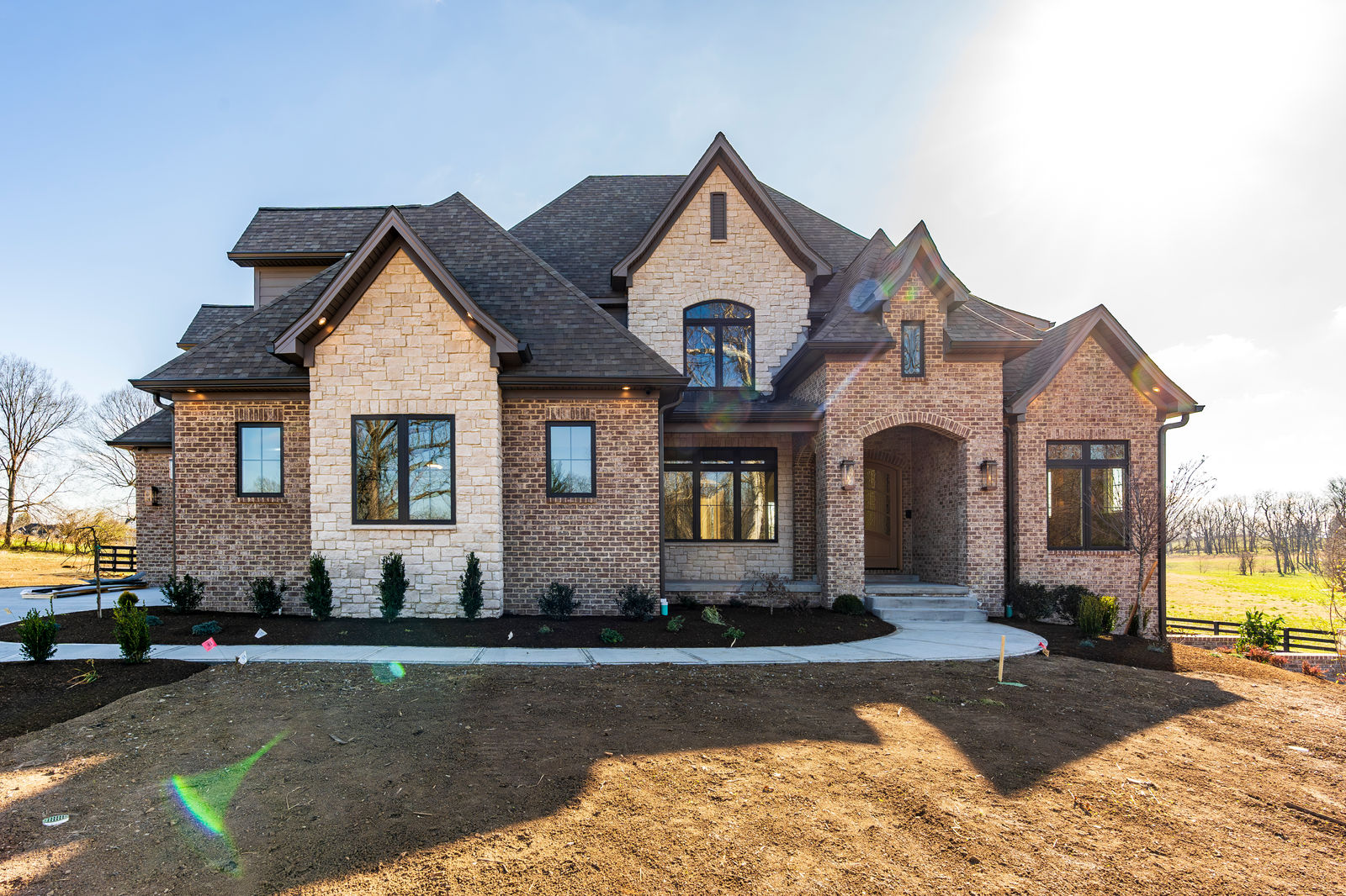 House front from the Gale Custom Homes portfolio